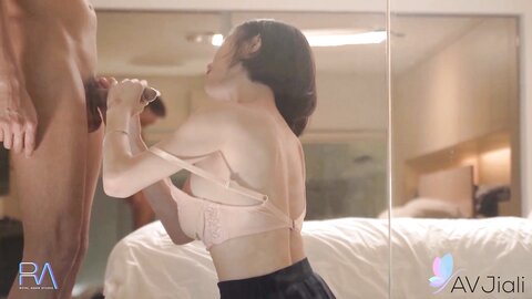 Chinese Teen Xiao Ye Ye Has A Hard Fucks With Her Boyfriend