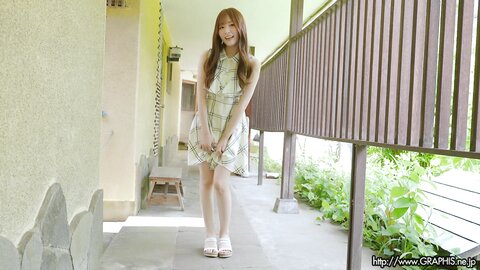 Graphis Gals – Hikari Aozora 青空ひかり Addicted Clip 1