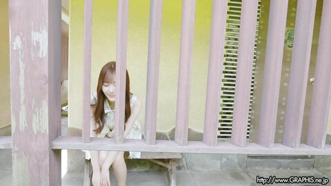 Graphis Gals – Hikari Aozora 青空ひかり Addicted Clip 1