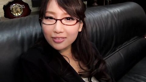 PARM-011 Fantasy Office Where You Can See Into Miniskirts
