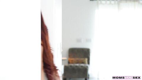 Scarlette Moon Make Me Cum Mom.