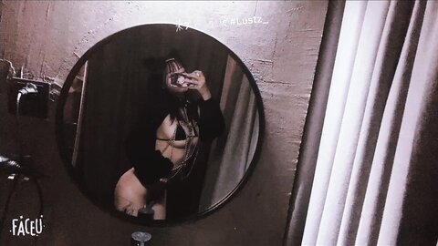 [Cosplay] 柒柒要乖哦 魅魔出差 [46P1V-286MB]