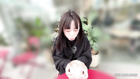 4799052 50% OFF!**Limited 1980 pts![Return to Blitz]**pzzyxqx*z* A short 148 cm㋺\㋷ wonder-con cafe girl who once outshone Fc2. She was back for one night only and her cuteness was in full bloom and she couldn