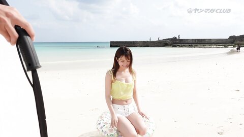 【堀口真帆】ヤンマガ激推しの超絶美少女が待望の初ソロ表紙⁉️ 人生初の宮古島で可愛さも倍増ーー♪