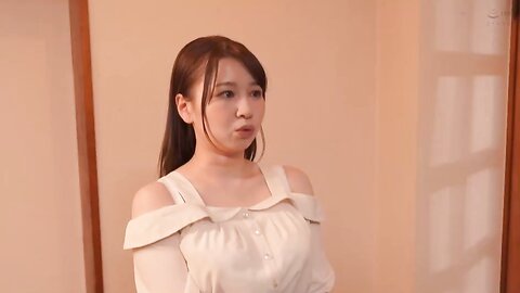 Kosaka Himari  While My Parents Were Away Scene 1