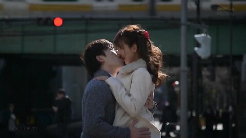 Yua Mikami gives it her all. Passion with deep kisses (TEK-080)