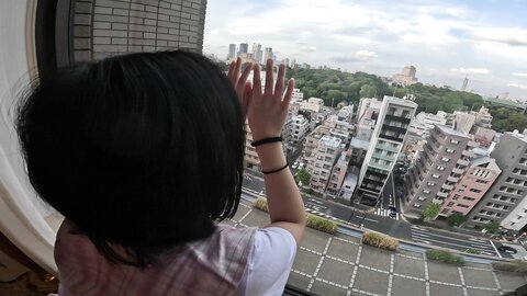 4805415-1 [The first time I saw her, she looked like Minami Hamamata, 18 years old Haruka! She is a beautiful girl who came to Tokyo from the countryside and aims to become an idol.