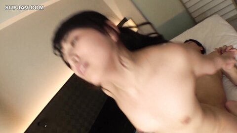 4804179 70% OFF![With benefits]****zynxzjo* *Only 900 pts now! She is a beautiful, slender, and innocent woman who has been hired by a TV station.