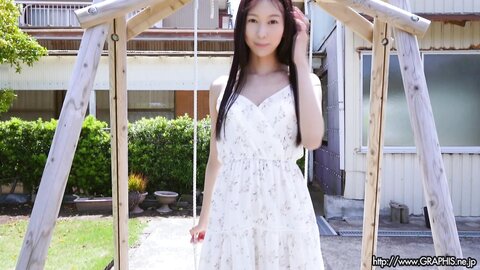 Graphis Gals – Ayami Mori 森あやみ dreams Clip 1