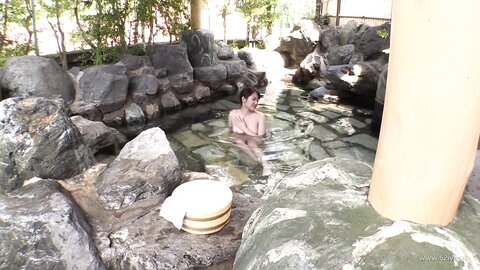 SHMO-211 A Casual Trip to the Hot Springs - The Edition of Girls Touring the Hot Springs -