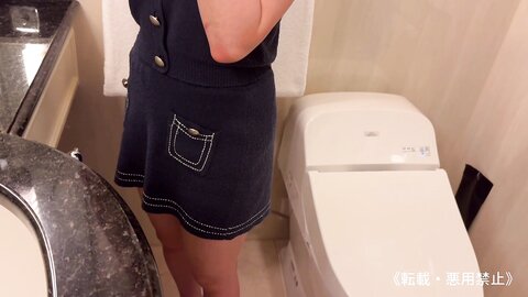 4813091 顔出し解禁！[無]**pzzyxqx*z* [大量中出し2回戦]ミニマム美女と再会でイチャイチャSEX。ちっぱい、デカ尻を堪能し、相変わらず締まりの良いマンコに大量中出しを2発ぶちかましてきた。※特典あり