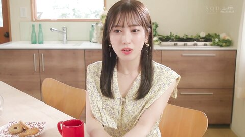 STARS-717 [Uncensored] Yotsuba Kominato Gets Wild! Squirting, Threesomes, Big Cocks, And Fuck Shots... She Experiences For...