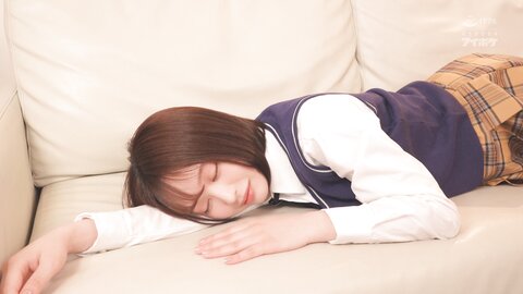 IPZZ-745 [4K] I Can't Keep My Reason When I'm Tempted By The Smiling Pantywaist Of My Sister Who Is So Cute And...