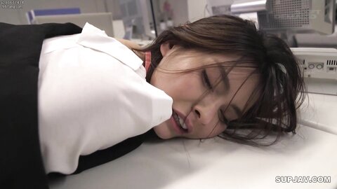Office lady, slave to the pleasure of anal sex (SDMU-613)