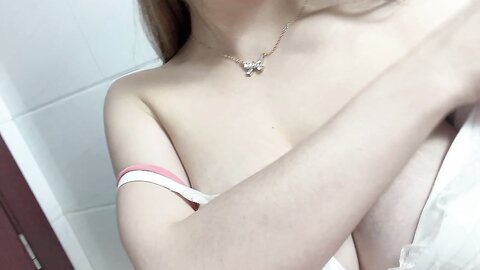 [Cosplay] 末夜787 自摄 粉色裙子 [23P1V-165MB]