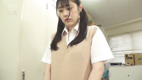 CLUB-897 Shoplifting J-kei, Pursuit Sneaking, Aphrodisiac-soaked Sanctioned ***