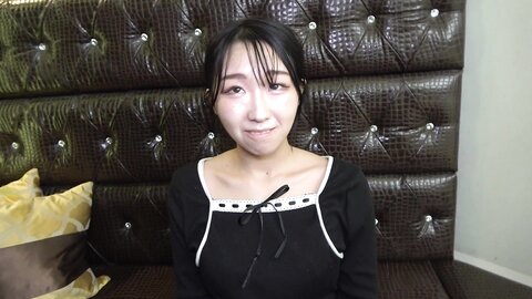4825382 E-cup natural pubic hair!****zynxzjo* A thoroughly lewd atmosphere throughout, her pussy in constant heat♪ That ecstatic expression craving cock is intensely erotic and essential.