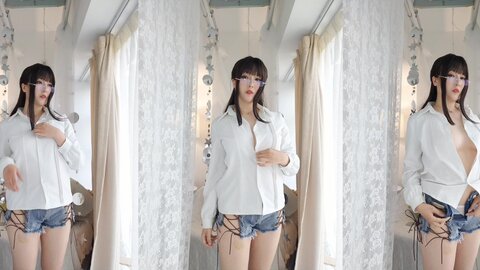 [Cosplay] 小容仔咕咕咕w 创口贴OL [36P1V-320MB]