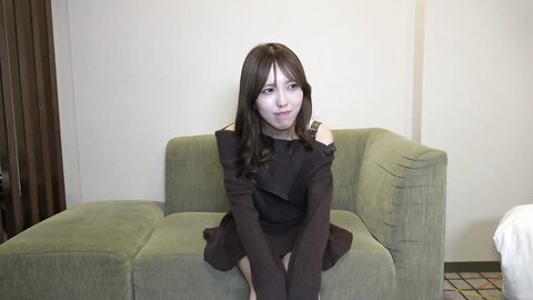 4830891 Tall, slender beauty with gorgeous legs! An elegant presence, yet an ultra-sensitive body that convulses with "Oh, ohhh~" in every position! Swallows cum. Creampie. ※Bonus high-definition footage.