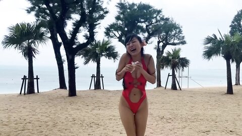 Natural beauty at the gym and the beach