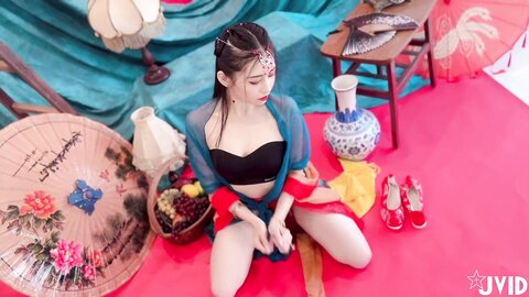 JVID-Summer-light-Nu-Shen-Mu-Guang-Dun-Huang-Feng-Ge-Zao-Xing-Fu-Shi-Shou-Du-Chang-Fei-Yue-Tian-Ji-Chuan-Suo-Kong-Yu-Ni-Lai-Qian-Wei-You-De-Ai-Lian-Zi-113