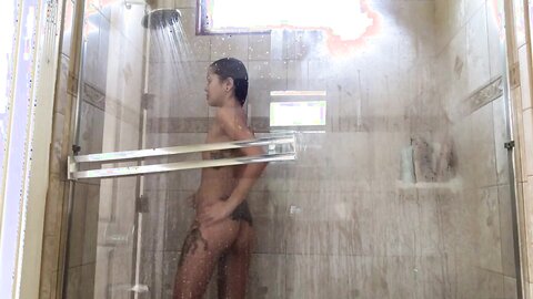 Xokittysaya Spying On Saya In The Shower