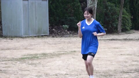 【千葉祐夕】可愛すぎるサッカー大好き美女、水着デビュー&初登場♡【YM15号】