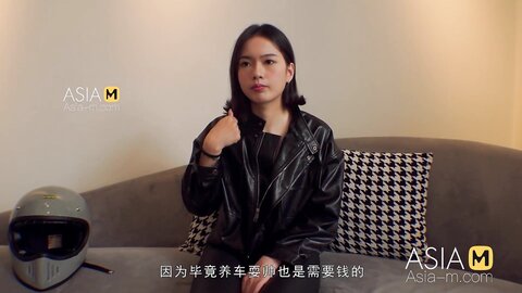 Modelmedia Asiapicking Up A Motorcycle Girl On The Streetchu Meng Shumd
