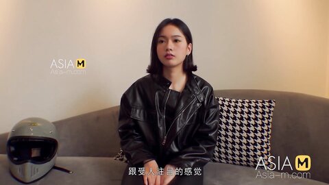 Modelmedia Asiapicking Up A Motorcycle Girl On The Streetchu Meng Shumd