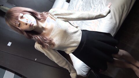 3223979-1 First time shooting 163\41 slender girl Behind her bright and innocent smile she has a very erotic female face