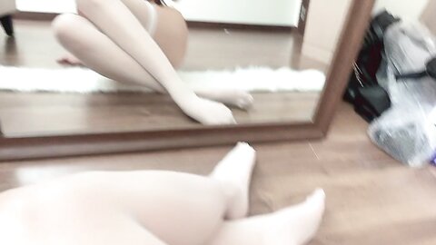 [Cosplay] 瓦斯塔亚小龙虾 牛牛自拍包 [45P3V-387MB]