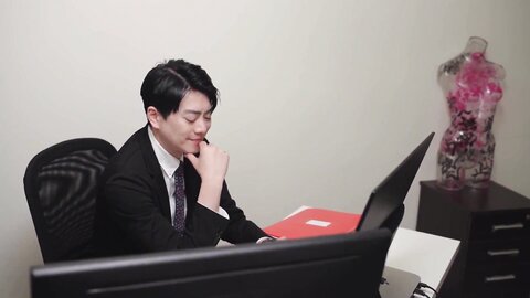 Chinese sexy Office Lady