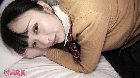 4833894 Exclusive Uncensored <Former Pure-Hearted Idol Trainee in School Uniform, 18-Year-Old Slope-Style> Pink Pussy Spread Wide Open! Fresh Crotch Spread Wide Open Observation, Sticky Close-Up at Point-Blan