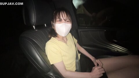 4838001 [Miyu, 21]**p**zsnsoqz Masturbating in a car in the park at midnight. A nursing student fresh from the countryside. Removing her tights in the backseat and masturbating.