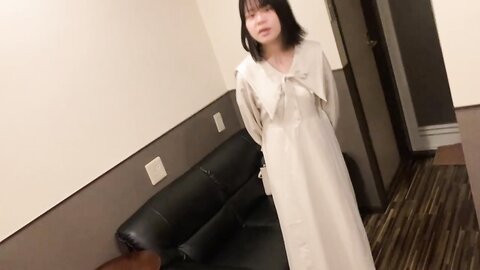 4840818 [Brand New! First 100 Customers Get ¥1000 Off]****zynxzjo* Well, 18 years old・Facial & N-dashi・Raw. A plain-looking, childish-faced *** in uniform, all first-time experiences! After the facial,