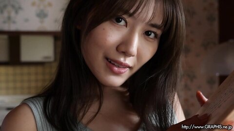 Graphis Gals – Nao Jinguji 神宮寺ナオ Stilla Clip 1