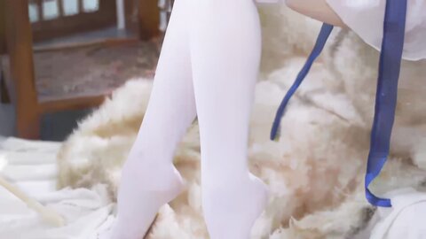 [Cosplay] Natsuko夏夏子 逸仙 膏发凝脂 [61P1V-1.14GB]