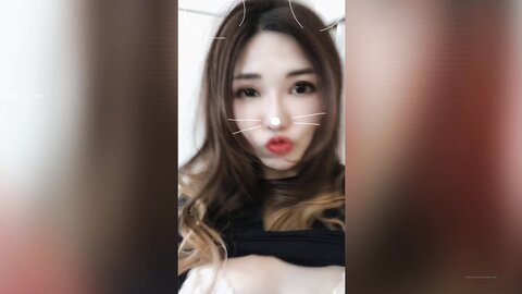 [Onlyfans] 冲田杏梨 (2025.05.15) (104)