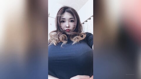 [Onlyfans] 冲田杏梨 (2025.05.15) (104)