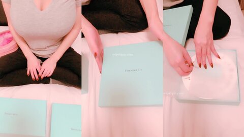 [Onlyfans] 冲田杏梨 (2025.05.15) (15)