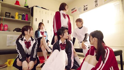 HUNTC-351 Finally, The Time Has Come For Me To Become Popular! The Weak Baseball Club With More Female...