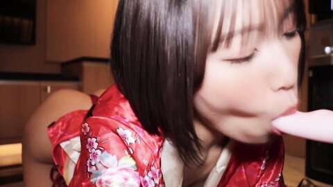 Fantia Anju Kouzuki 香月杏珠 - Red kimono 2025 November