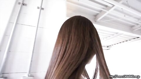 Graphis Gals – Miku Ohashi 大橋未久 Turn Me On Clip 1