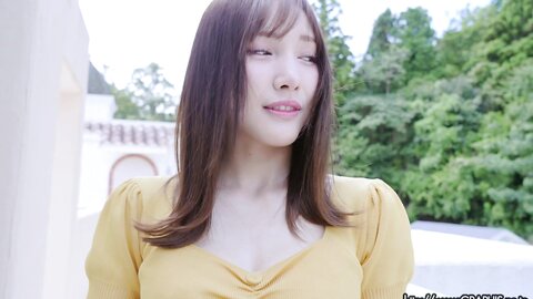 Graphis Gals – Momo Misono 御園もも Charmant Clip 1