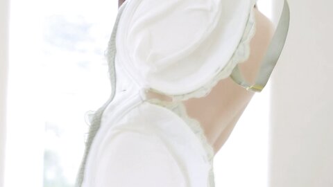 Graphis Gals – Momo Misono 御園もも Charmant Clip 2