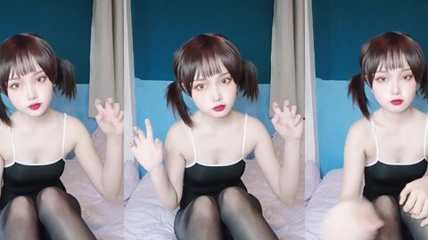 [Cosplay] 您的蛋蛋 黑丝死库水 [23P4V-74MB]