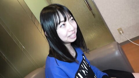 4847861 [無]**p**zsnsoqz Petite, baby-faced beauty with lovely breasts and black hair! Her natural hair makes that "kupa~" sound far too erotic~ From a clinging blowjob with thick lips to gulping it down, then