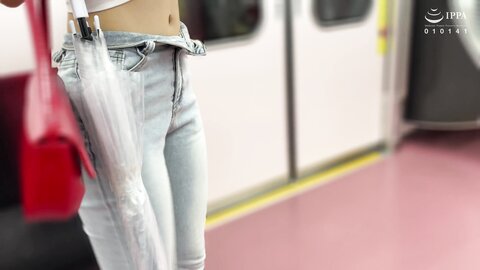 STSK-213 [4K] Unprotected Beautiful Women With Their Bellybutton Hanging Out, Sticky Pursuit, Taken In, And...