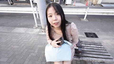 4856380 3 days! 70% OFF [First shoot]**pzzyxqx*z* Is it a dream that a certain famous underground idol will let you film her? A 20-year-old with raging libido seduces older men with her dance-toned body...