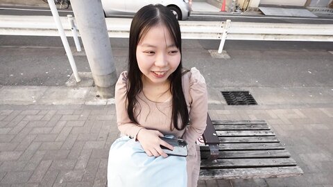 4856380 3 days! 70% OFF [First shoot]**pzzyxqx*z* Is it a dream that a certain famous underground idol will let you film her? A 20-year-old with raging libido seduces older men with her dance-toned body...